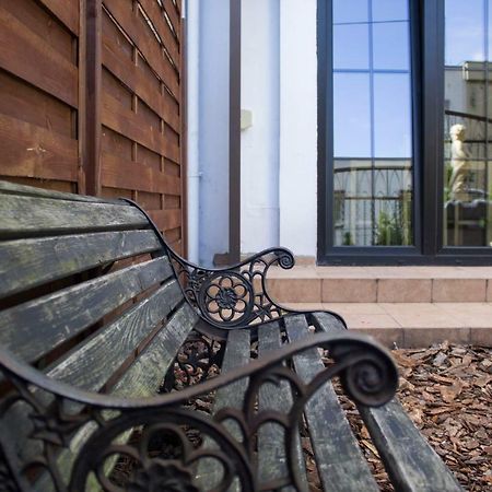 Magic Garden Hostel Kaliszki Екстериор снимка