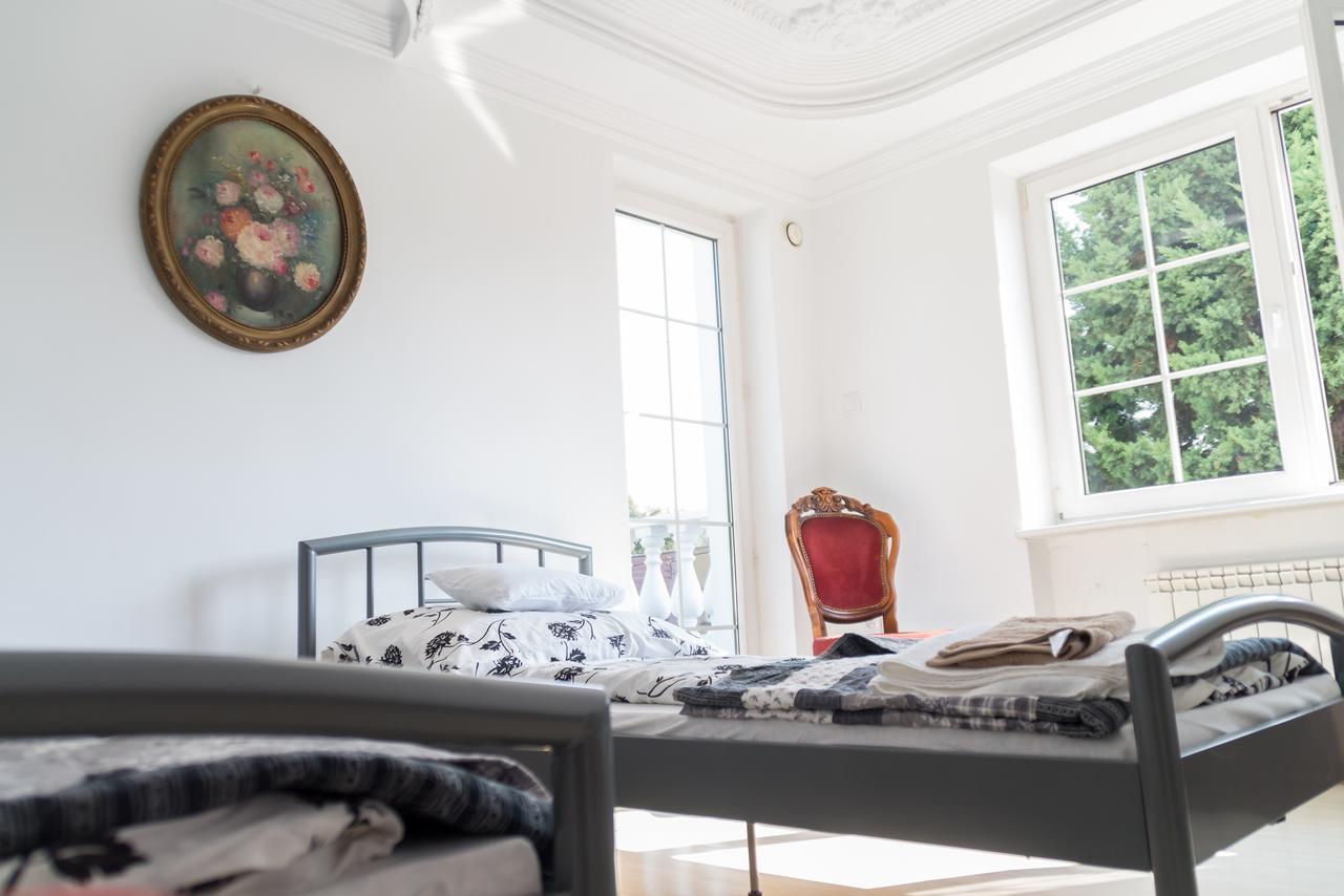 Magic Garden Hostel Kaliszki Екстериор снимка