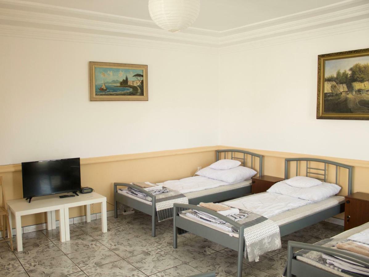 Magic Garden Hostel Kaliszki Екстериор снимка