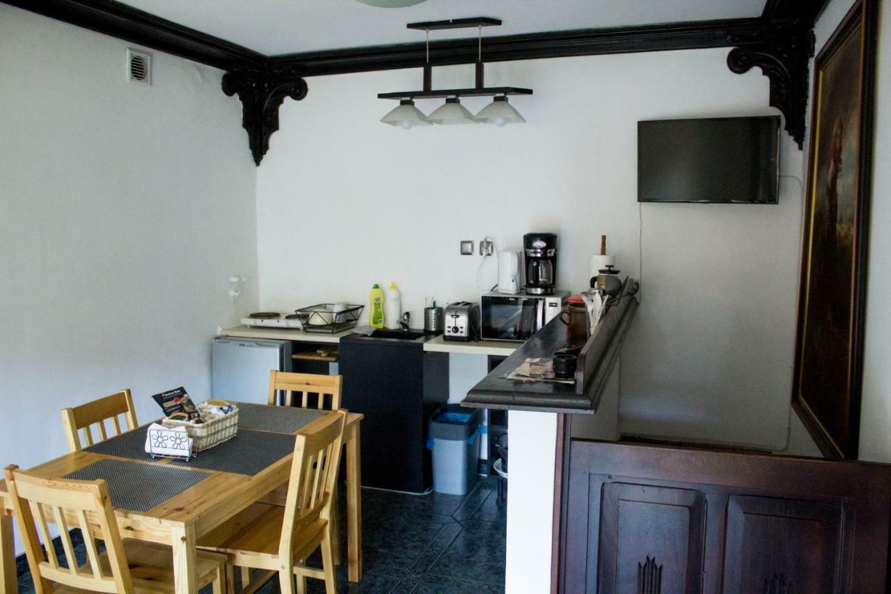 Magic Garden Hostel Kaliszki Екстериор снимка